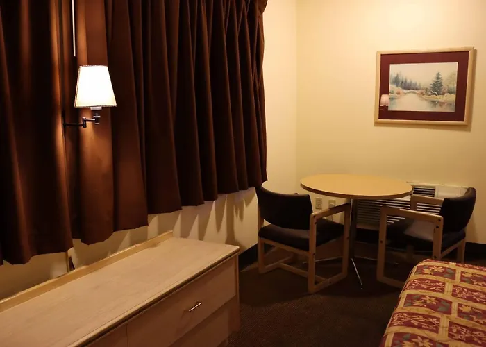 Tiki Lodge Motel